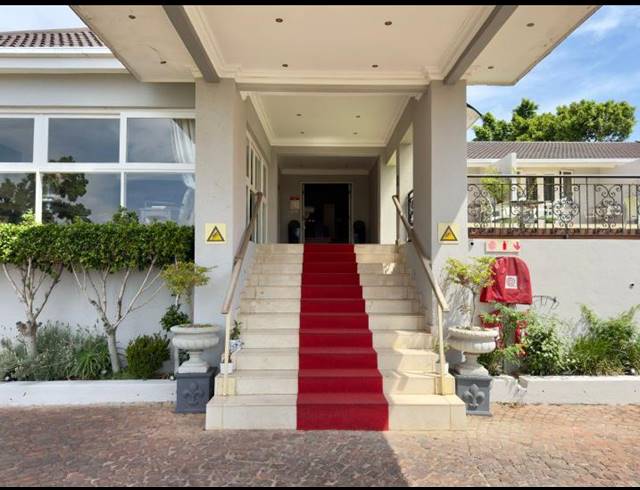 9 BEDROOM HOUSE FOR SALE IN GROENKLOOF